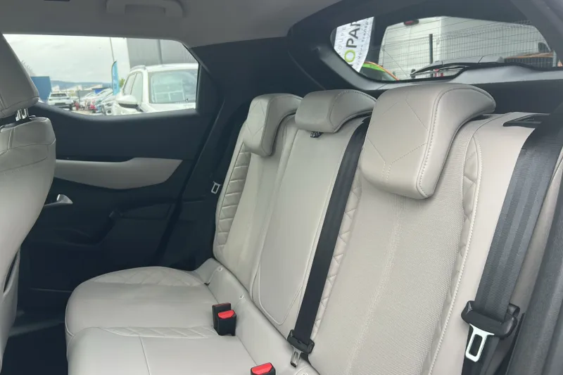 Image secondaire du véhicule 12