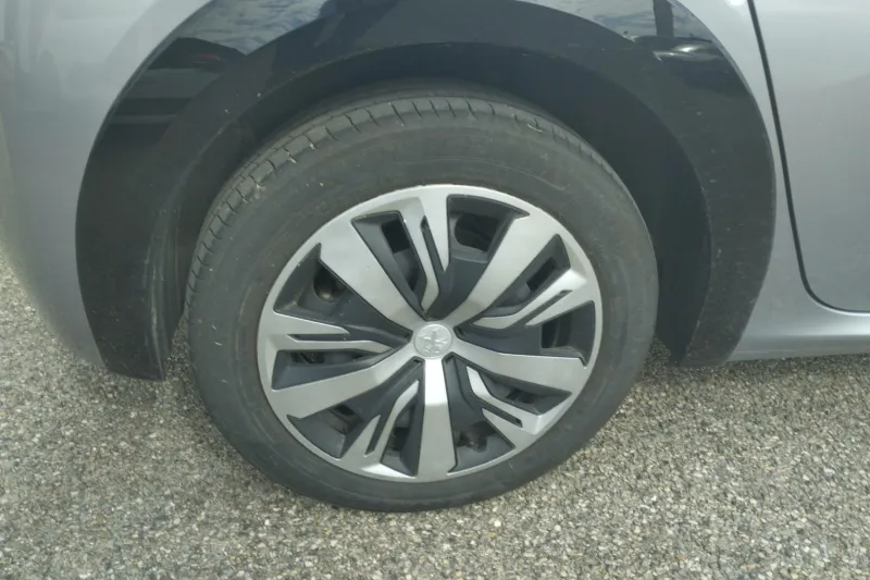 Image secondaire du véhicule 15