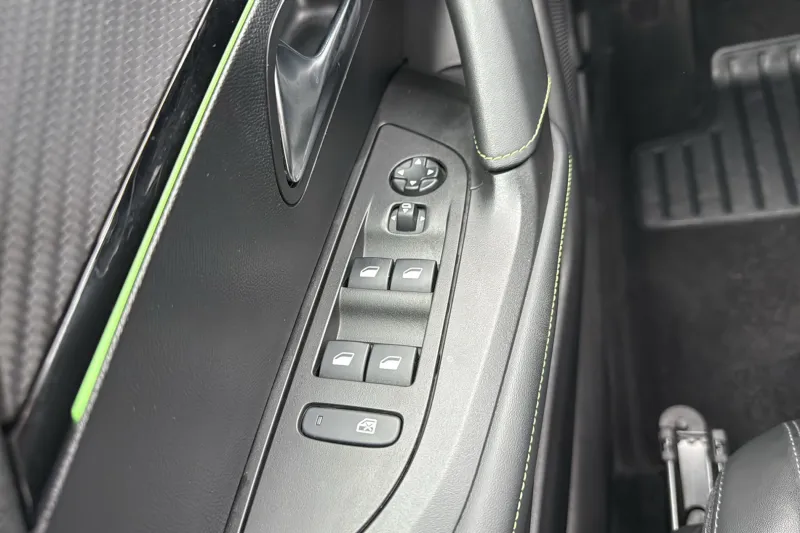 Image secondaire du véhicule 26