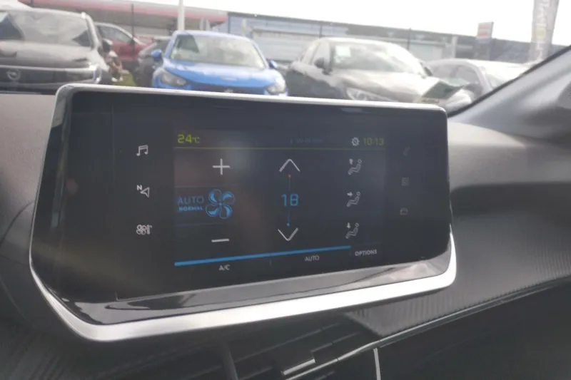 Image secondaire du véhicule 18