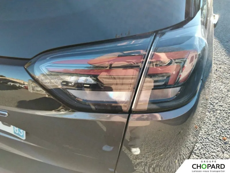 Image secondaire du véhicule 24