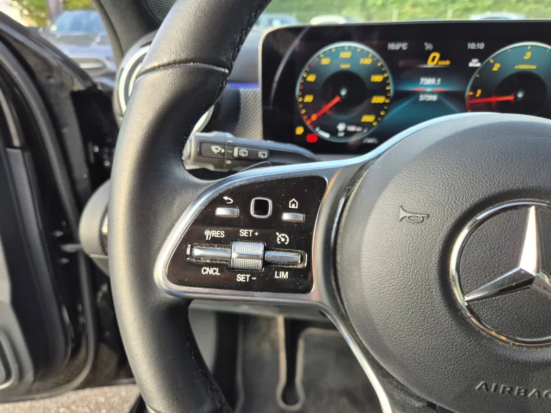 Image secondaire du véhicule 15