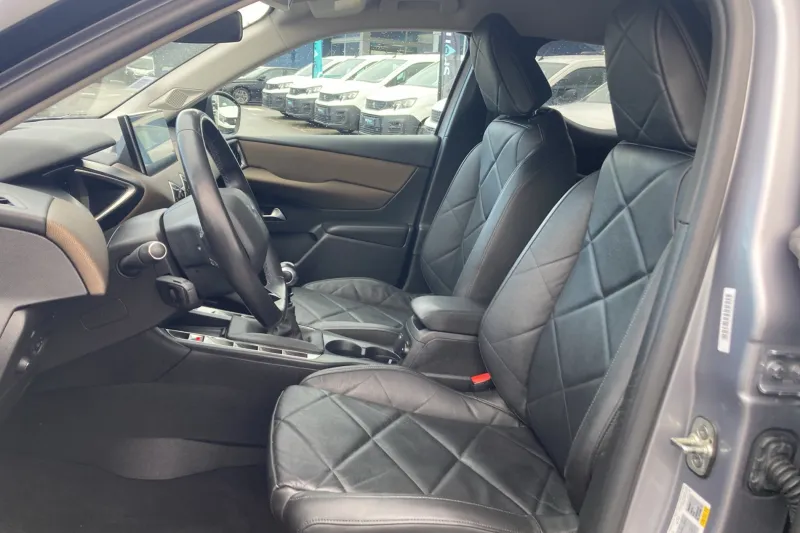 Image secondaire du véhicule 11