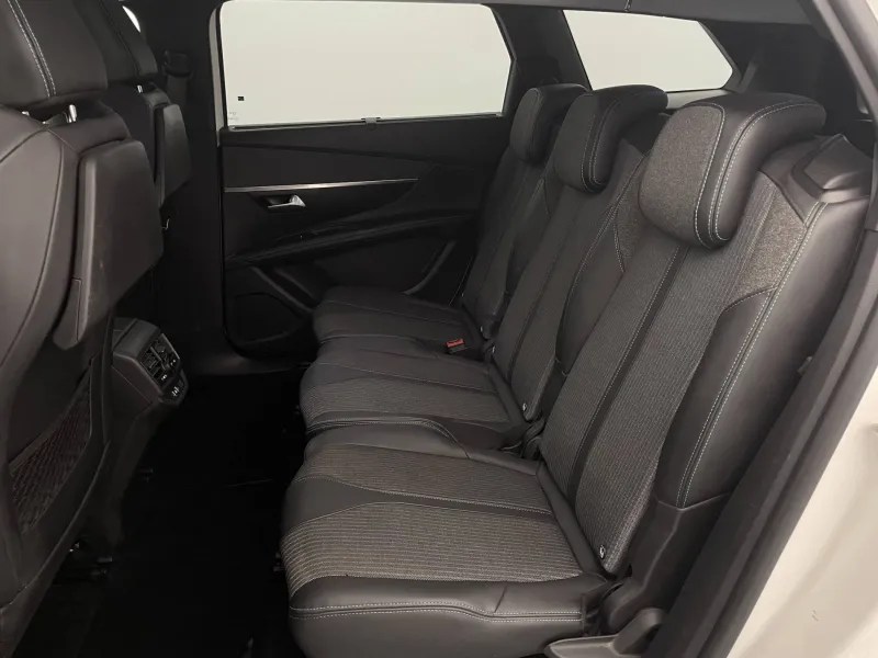 Image secondaire du véhicule 16