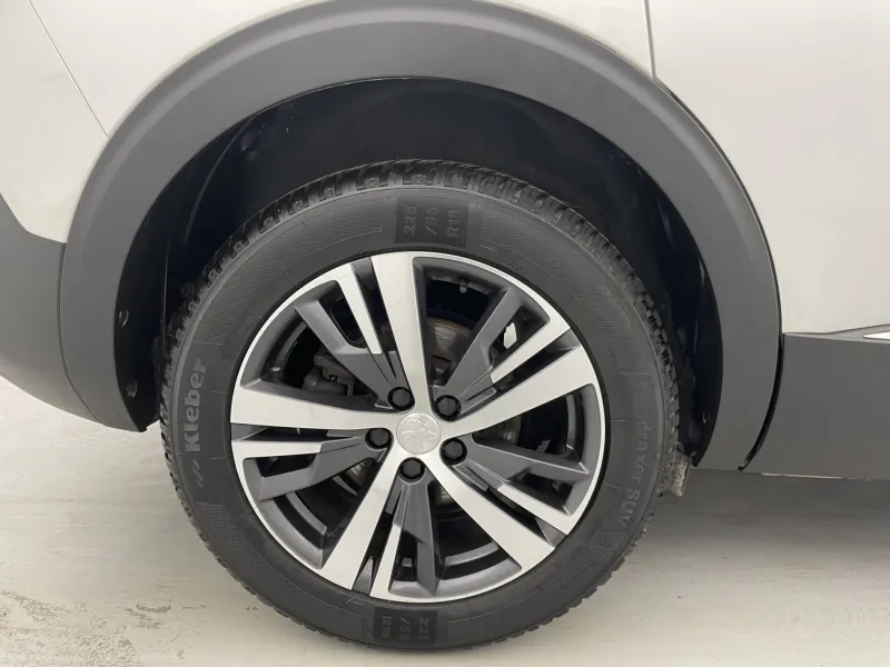 Image secondaire du véhicule 20