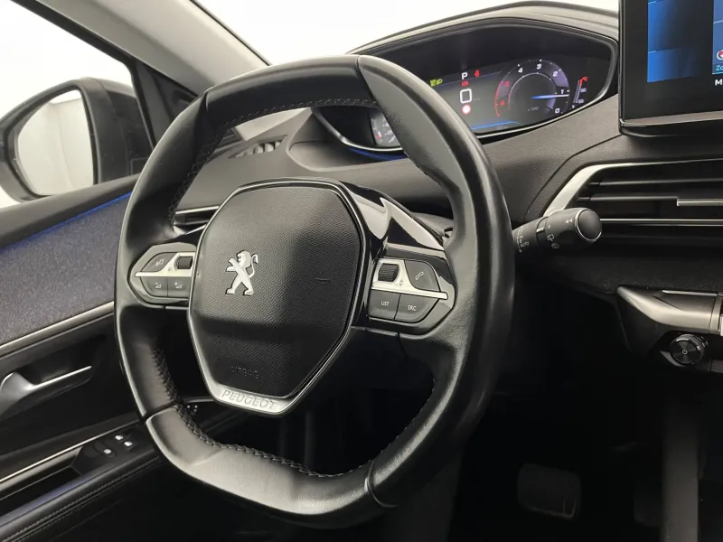 Image secondaire du véhicule 33