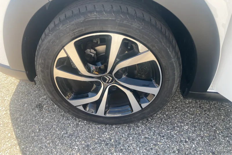 Image secondaire du véhicule 14