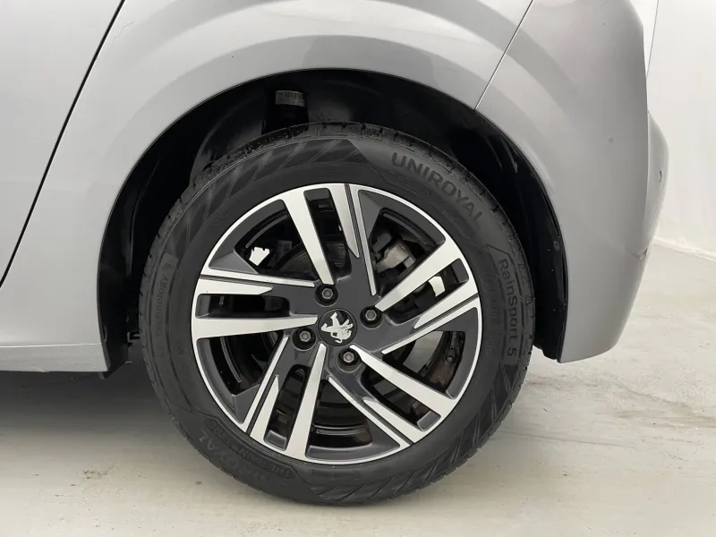 Image secondaire du véhicule 17