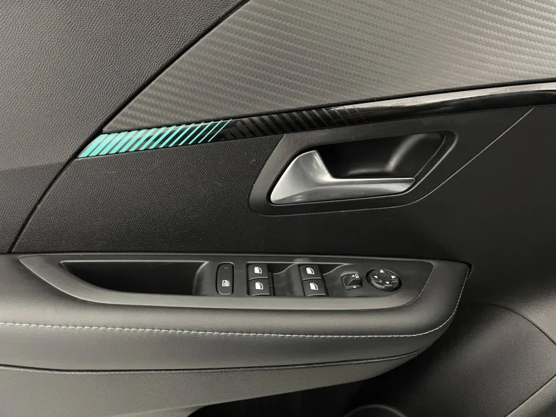 Image secondaire du véhicule 30