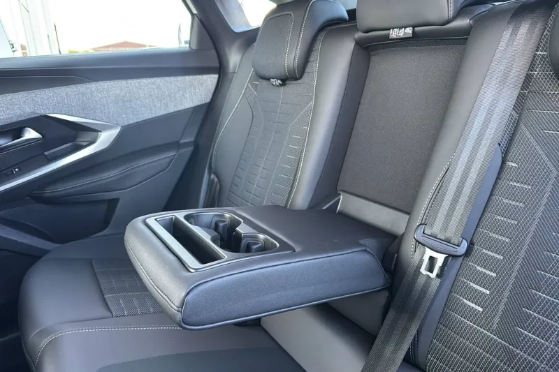 Image secondaire du véhicule 17