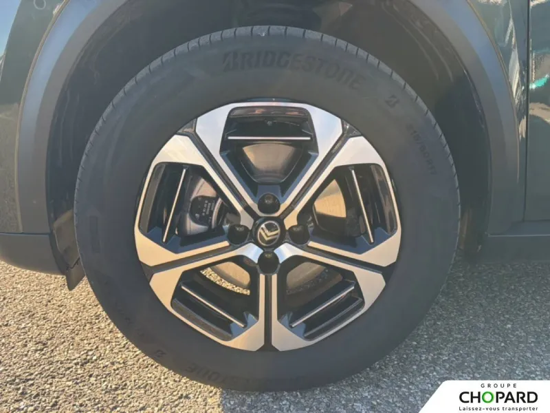 Image secondaire du véhicule 24