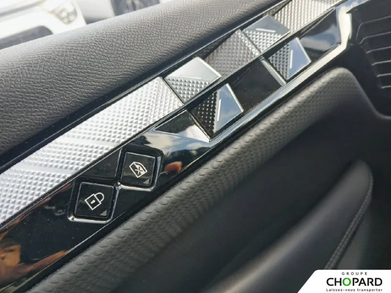 Image secondaire du véhicule 14