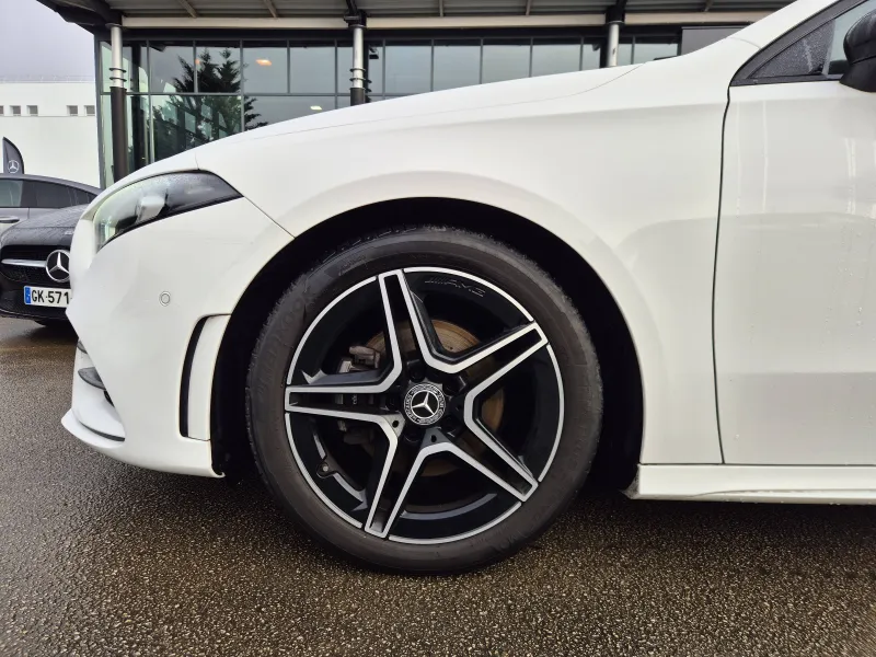 Image secondaire du véhicule 5