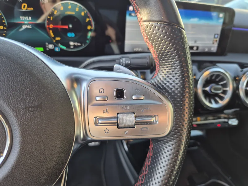 Image secondaire du véhicule 17