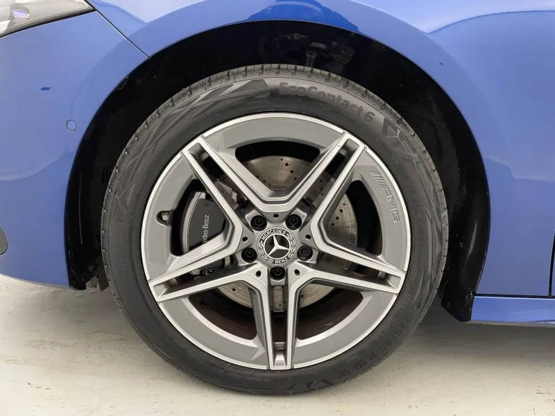 Image secondaire du véhicule 19