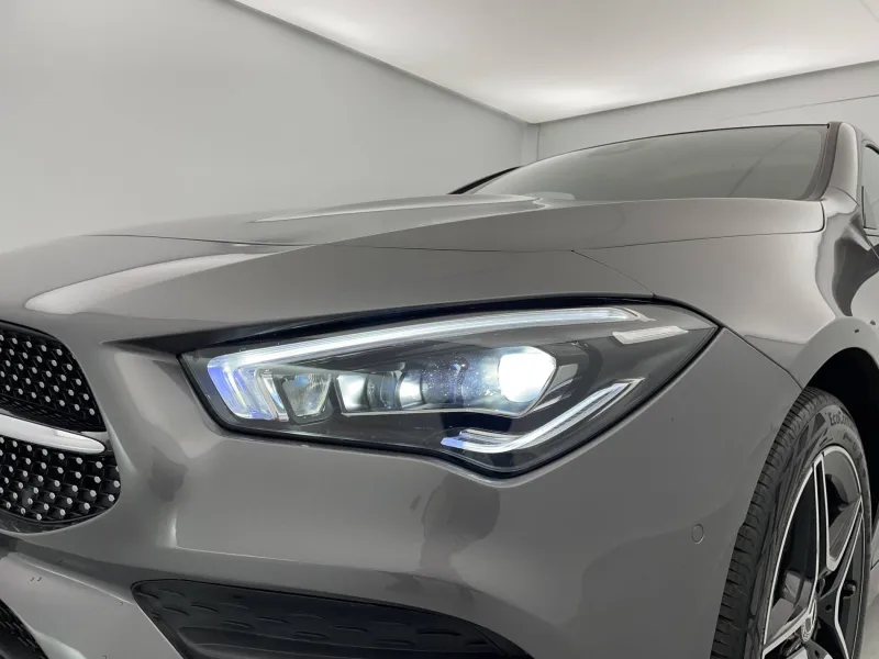 Image secondaire du véhicule 30