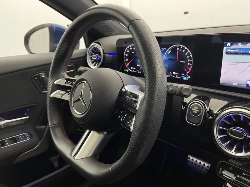 Image secondaire du véhicule 32