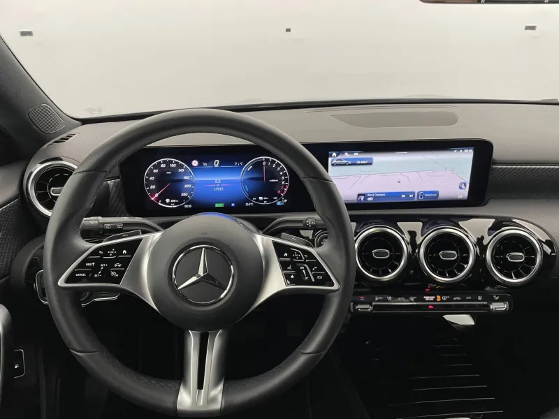 Image secondaire du véhicule 23