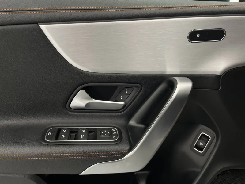 Image secondaire du véhicule 26