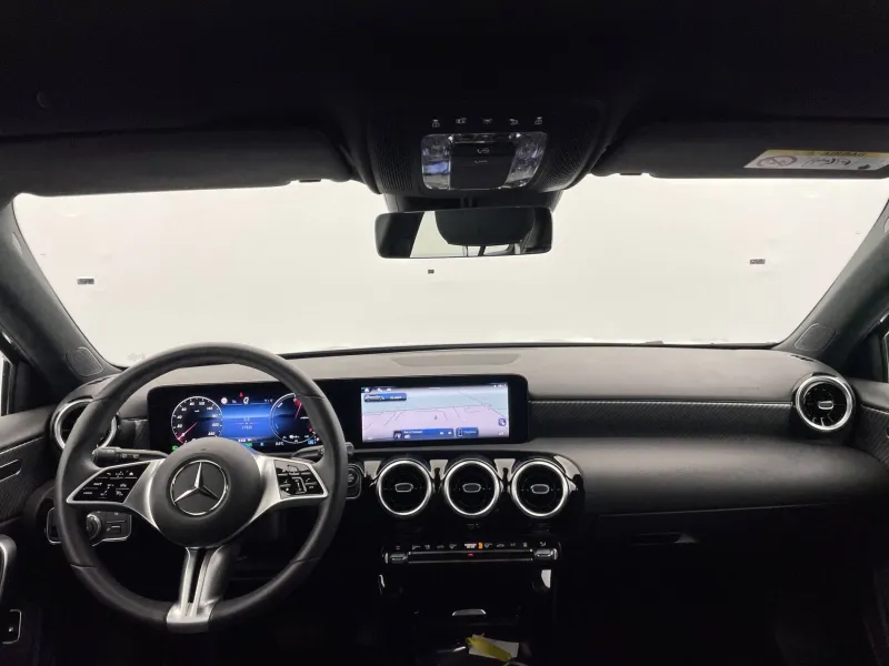 Image secondaire du véhicule 31