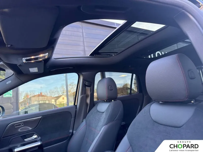 Image secondaire du véhicule 23