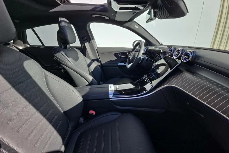 Image secondaire du véhicule 11