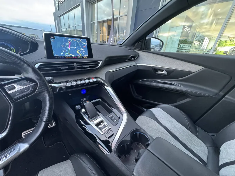 Image secondaire du véhicule 12