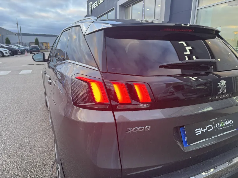 Image secondaire du véhicule 19