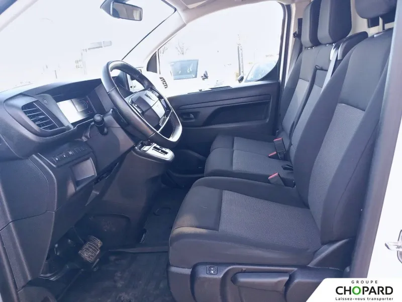 Image secondaire du véhicule 12