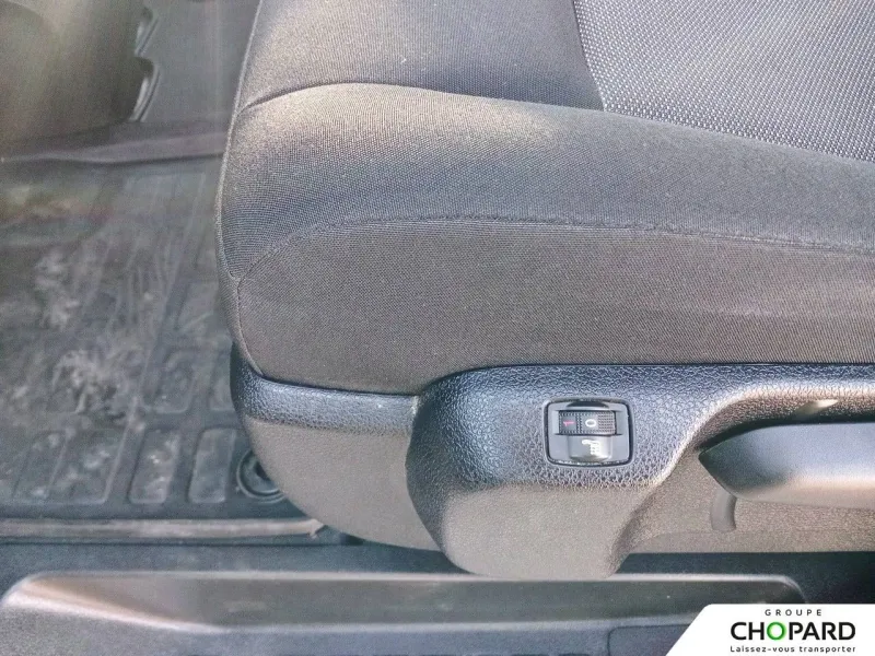 Image secondaire du véhicule 19