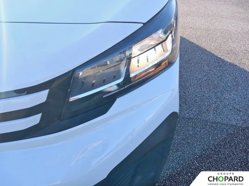 Image secondaire du véhicule 24