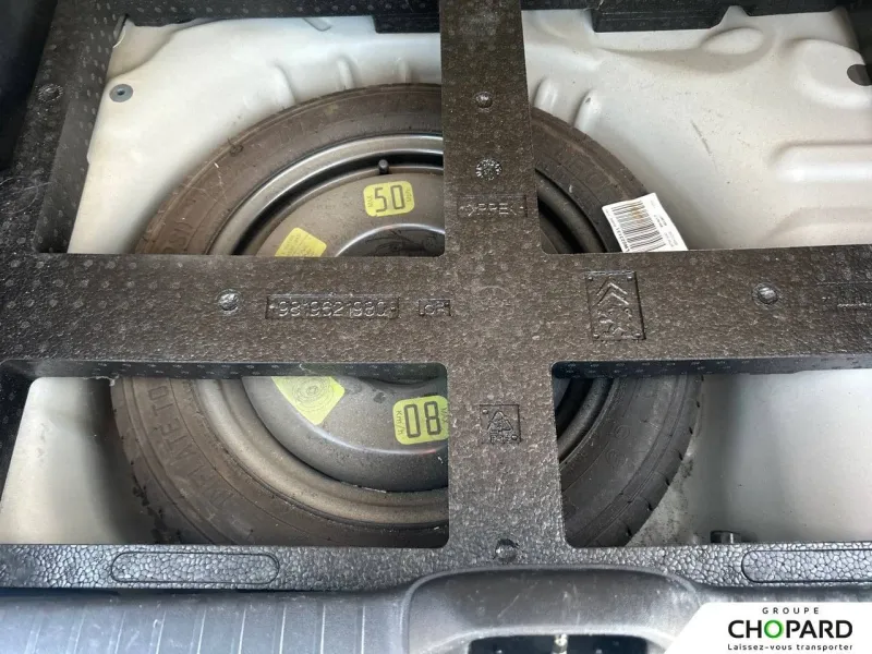 Image secondaire du véhicule 25