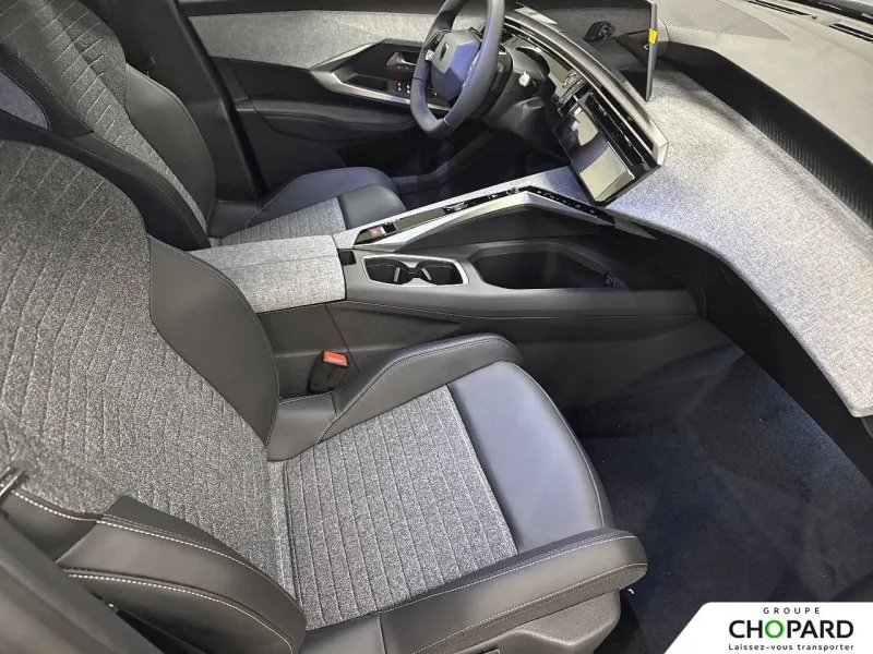 Image secondaire du véhicule 10