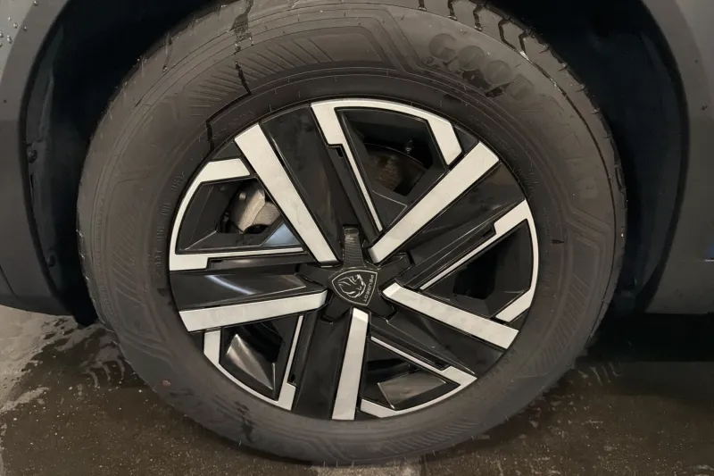 Image secondaire du véhicule 13