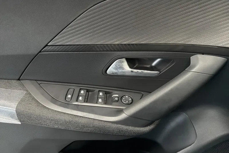 Image secondaire du véhicule 26