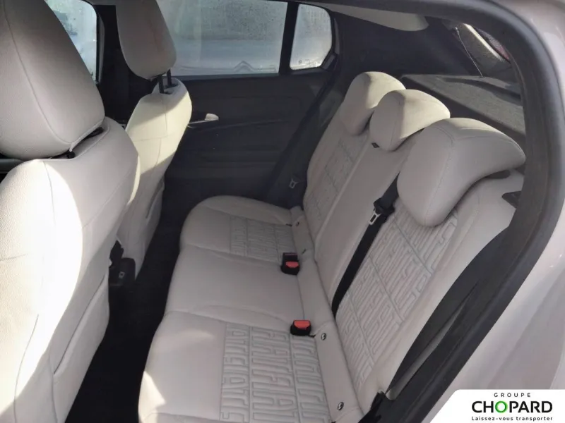 Image secondaire du véhicule 19