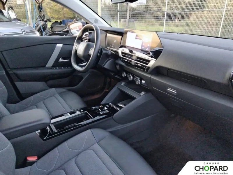 Image secondaire du véhicule 14