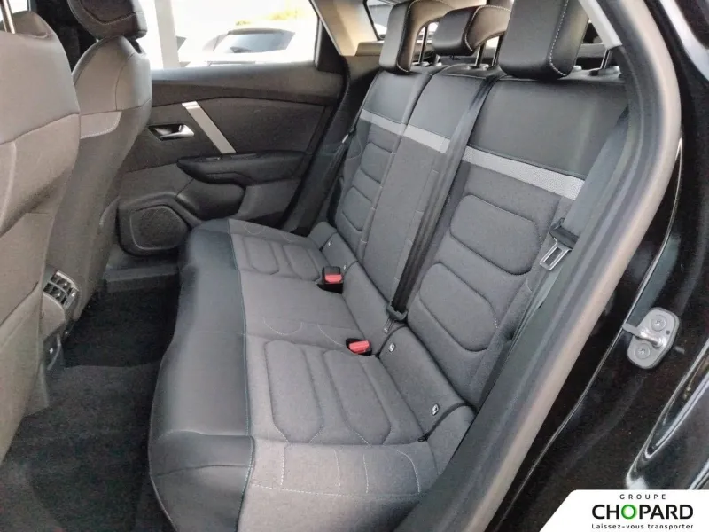 Image secondaire du véhicule 19