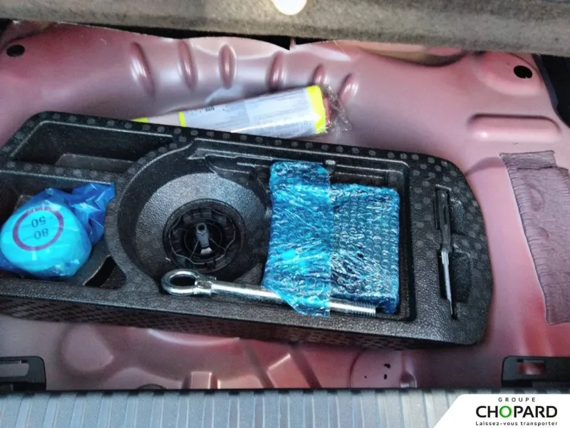 Image secondaire du véhicule 25