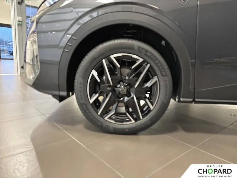 Image secondaire du véhicule 10