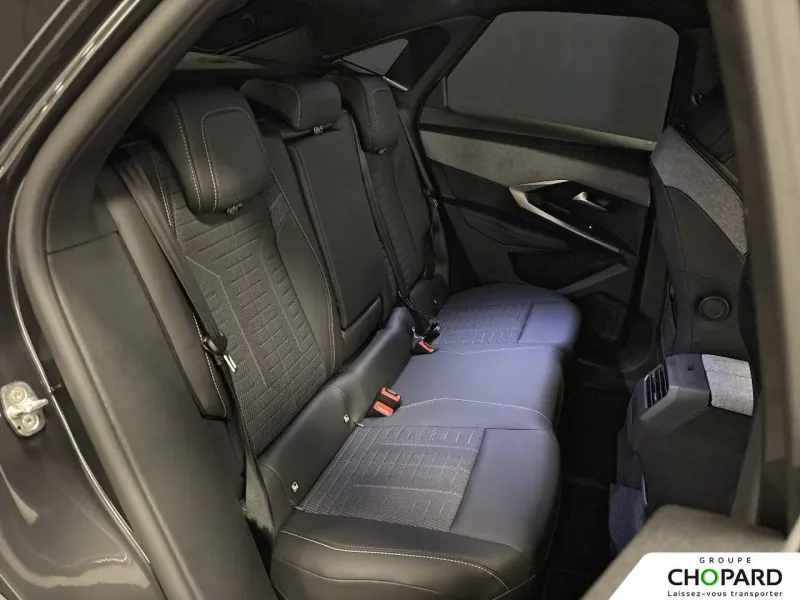 Image secondaire du véhicule 23