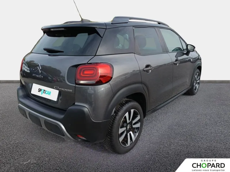 Image secondaire du véhicule 4