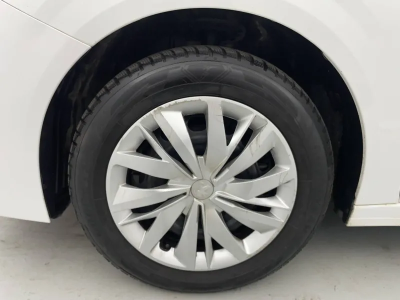 Image secondaire du véhicule 18