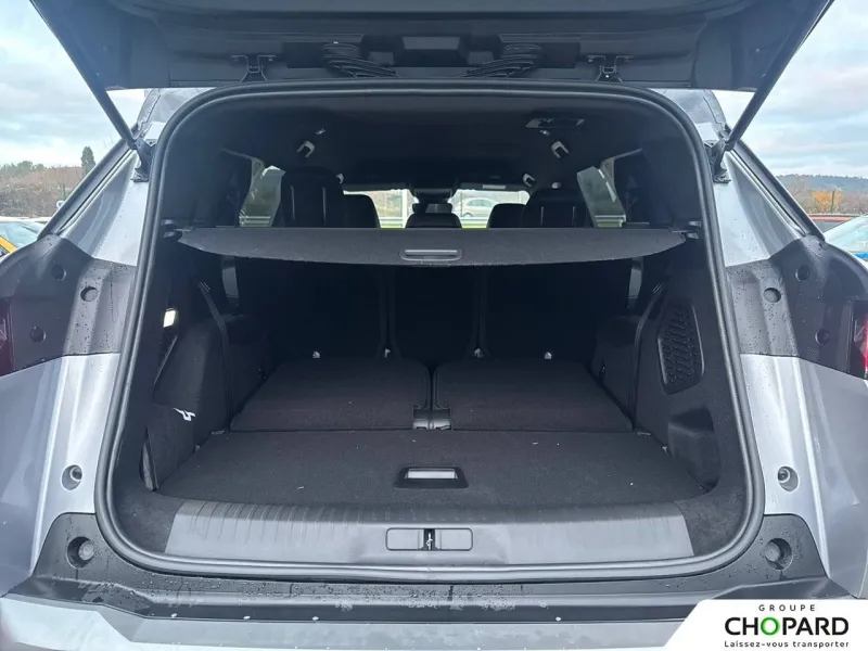 Image secondaire du véhicule 9