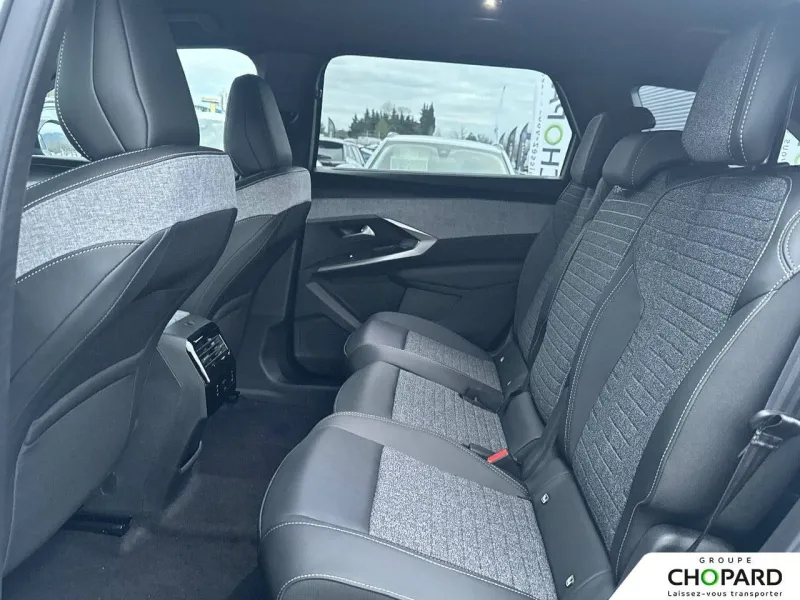 Image secondaire du véhicule 36