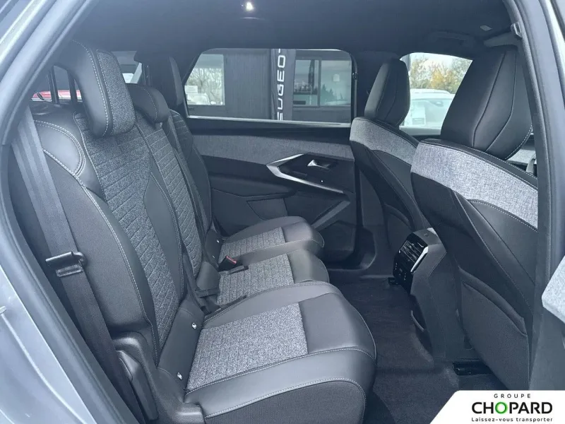 Image secondaire du véhicule 38