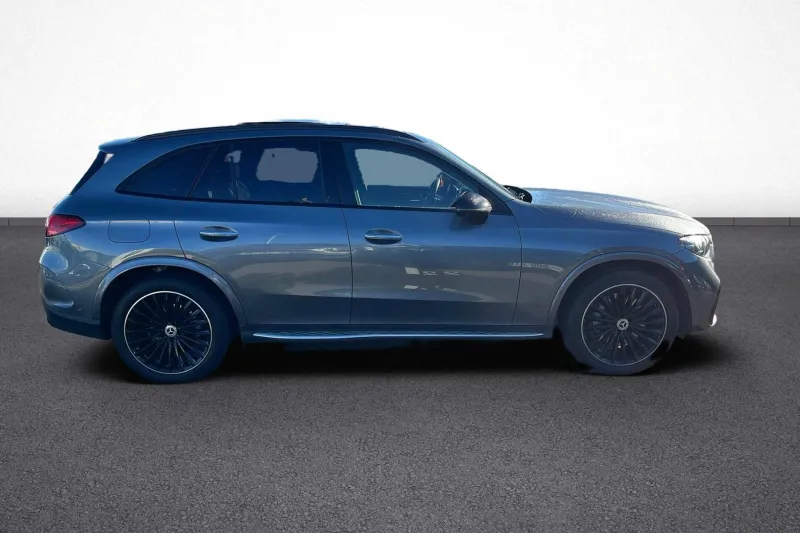 Image secondaire du véhicule 8