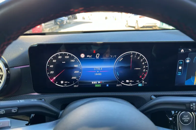 Image secondaire du véhicule 19