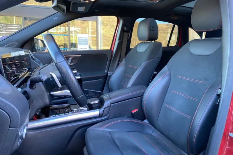 Image secondaire du véhicule 11