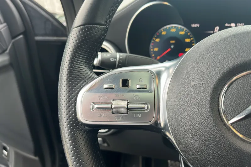 Image secondaire du véhicule 24